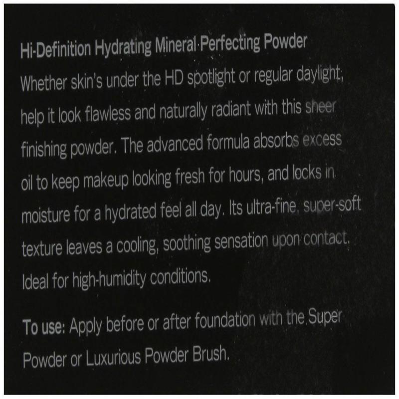 Hi-Definition Hydrating Mineral Perfecting Powder - Translucent by Youngblood for Women - 0.35 oz Powder